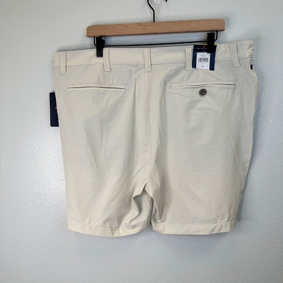 Margaritaville Silver Birch Quick Dry UPF 30 Shorts size 40W - Picture 2 of 7